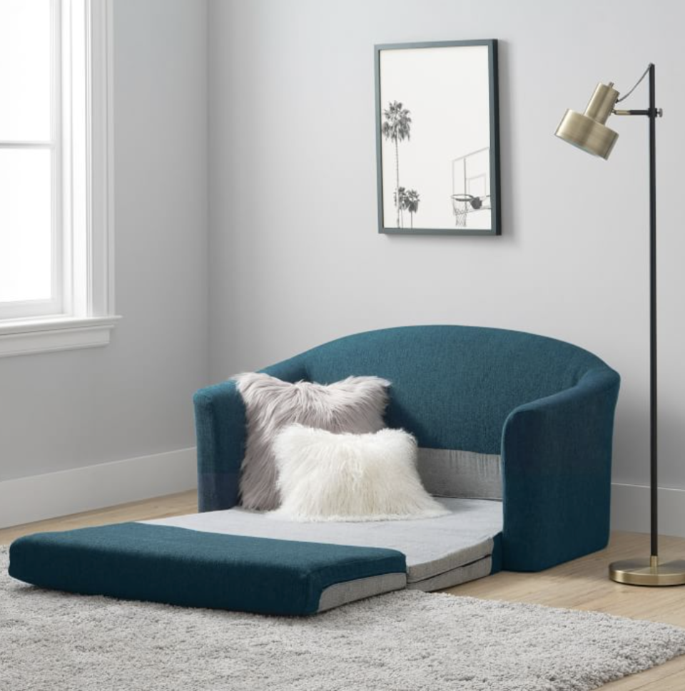 <p><a href="https://go.redirectingat.com?id=74968X1596630&url=https%3A%2F%2Fwww.pbteen.com%2Fproducts%2Fashton-sleeper-sofa%2F%3Fpkey%3Dcsleeper%2Bsofa&sref=https%3A%2F%2Fwww.housebeautiful.com%2Fshopping%2Ffurniture%2Fg28552235%2Fsleeper-sofas-for-small-spaces%2F" rel="nofollow noopener" target="_blank" data-ylk="slk:Shop Now;elm:context_link;itc:0;sec:content-canvas" class="link ">Shop Now</a></p><p>Ashton Sleeper Sofa</p><p>pbteen.com</p><p>$399.00</p>