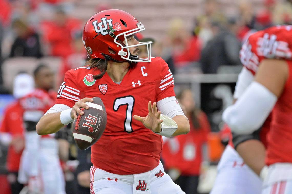 Utah Utes quarterback Cameron Rising (7) warms up before the game between the Utah Utes and the Penn State Nittany Lions at Rose Bowl on January 2, 2023. (Jayne Kamin-Oncea-USA TODAY Sports)