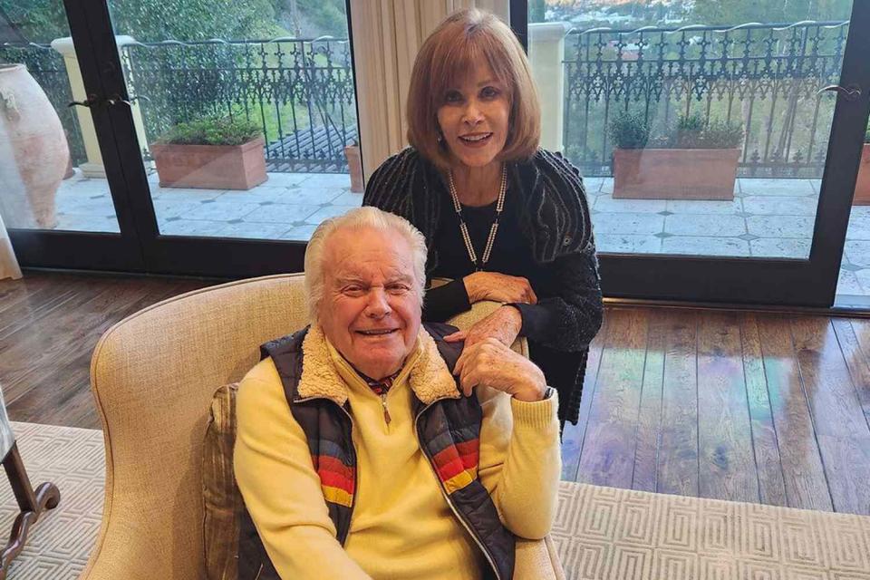 <p>Stefanie Powers/Instagram</p> Robert Wagner and Stefanie Powers had a 