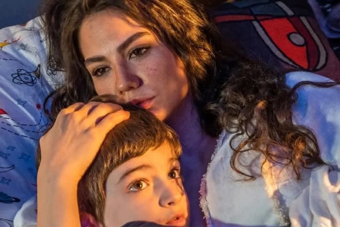 En Mi nombre es Farah, Demet Özdemir da vida a una madre coraje dispuesta a todo por salvar a su hijo