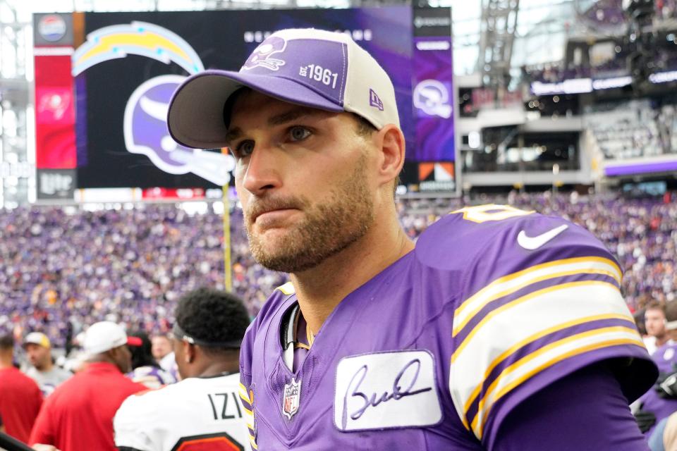 MINNEAPOLIS, MINNESOTA - SEPTEMBER 10: Kirk Cousins #8 of the Minnesota Vikings walks off the field after the Vikings lost to the Tampa Bay Buccaneers, 20-1 at U.S. Bank Stadium on September 10, 2023 in Minneapolis, Minnesota. (Photo by David Berding/Getty Images)