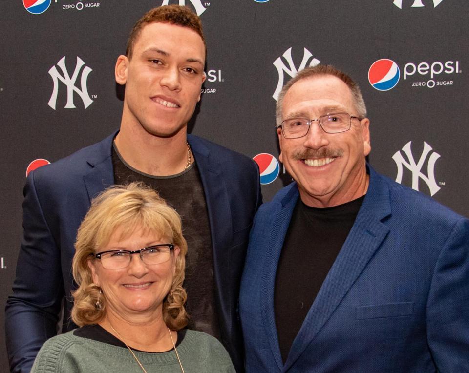 Aaron Judge with his parents