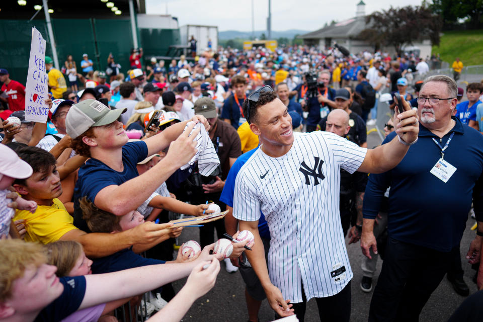 Aaron Judge signed autographs and posed for selfies with a throng of Little League fans on Sunday. (Daniel Shirey/MLB Photos via Getty Images)