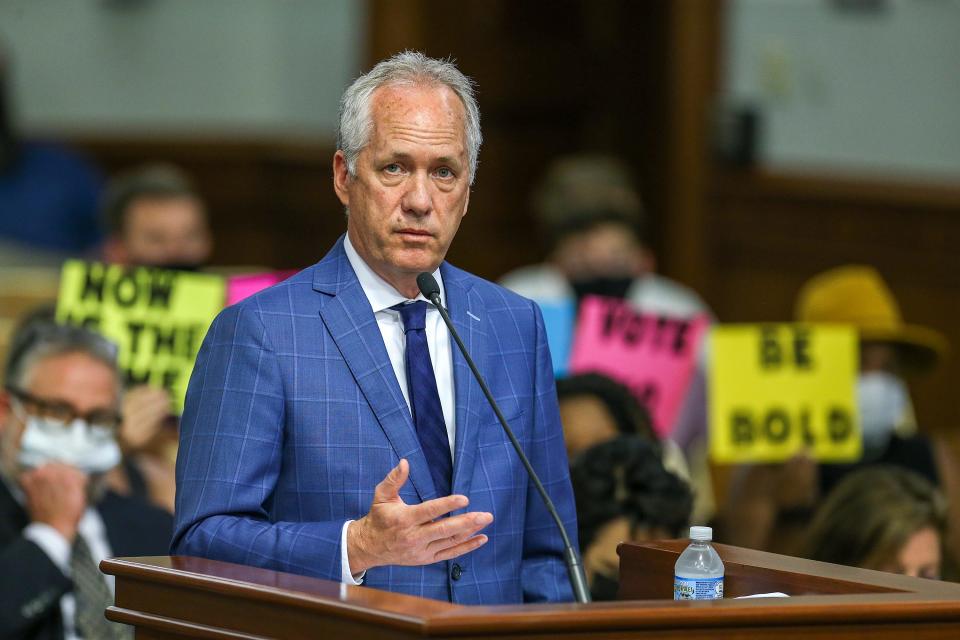 Mayor Greg Fischer speaks to the Louisville Metro Council about public safety.