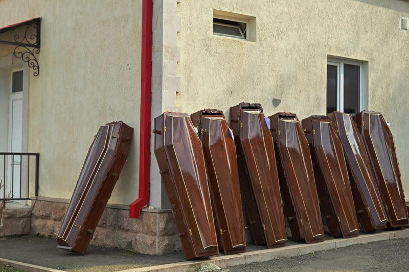 A picture and its story: Fleeing from Nagorno-Karabakh on the mountain road west