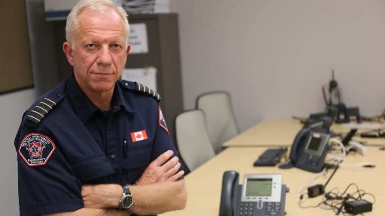 Fort McMurray fire chief Darby Allen addresses 'coward' accusation