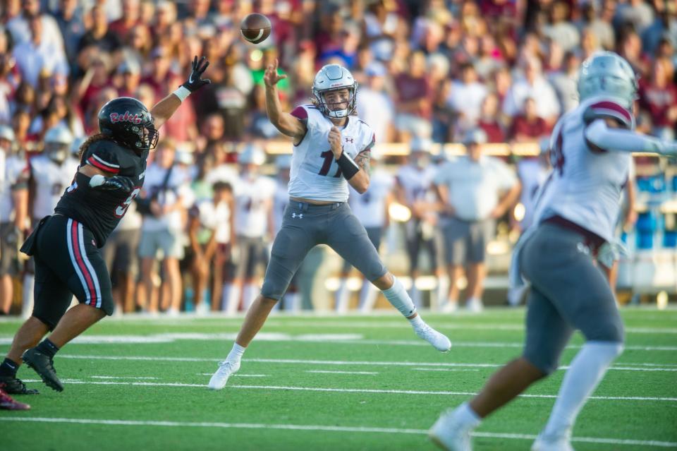 Alcoa's Zach Lunsford (11) throws during the Alcoa vs Maryville high school football game in Maryville, Tenn. on Friday, Sept. 9, 2022.