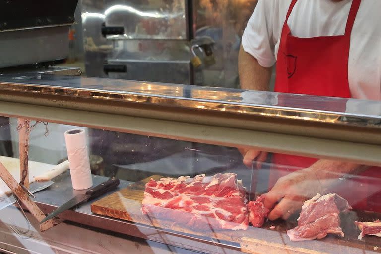 Aún con más plata, un 22% de los encuestados "compraría menos carne que la que compra actualmente”