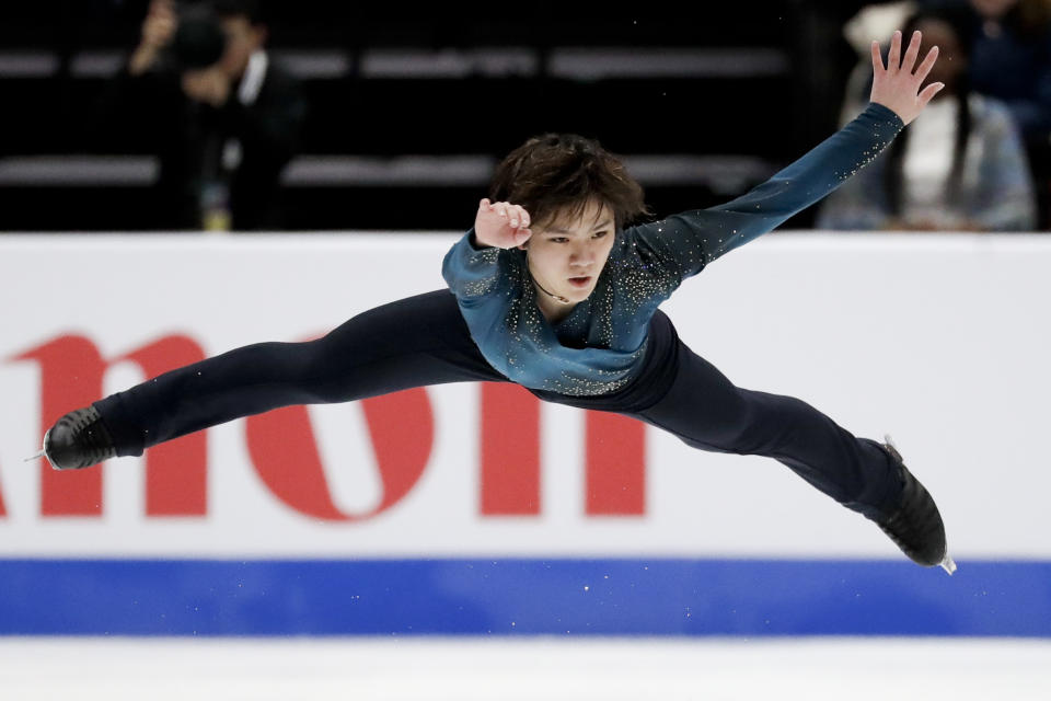 Shoma Uno, of Japan, performs during the men's free skate competition at the Four Continents Figure Skating Championships on Saturday, Feb. 9, 2019, in Anaheim, Calif. (AP Photo/Chris Carlson)