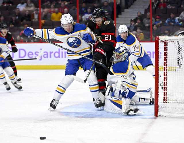 Anderson leads Sabres in 4-1 season-opening win over Ottawa