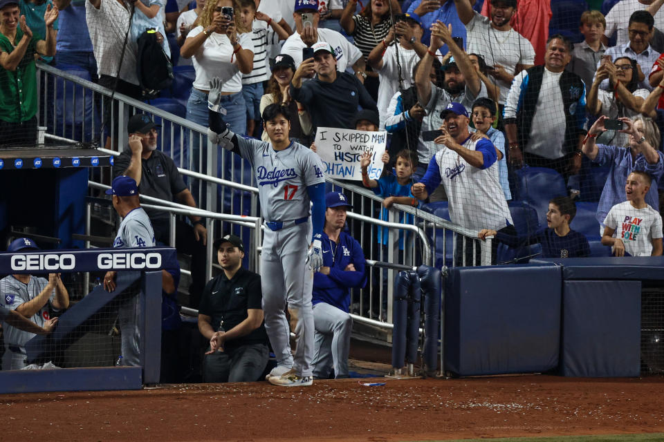 大谷翔平用不可思議的方式締造50轟50盜的歷史里程碑。（Photo by Chris Arjoon/Getty Images）