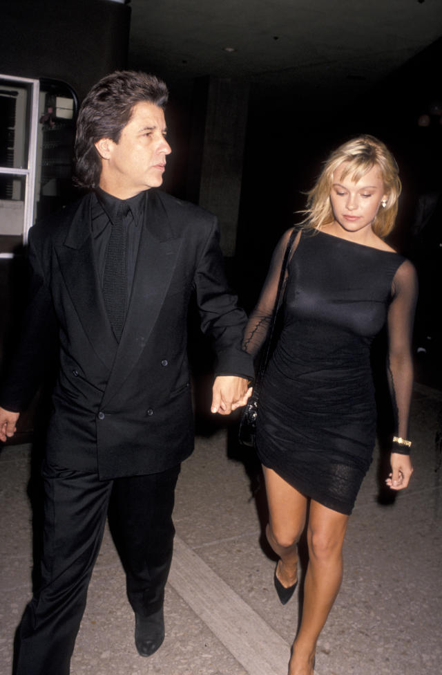 Pamela Anderson's ex-husband of 12 days, Jon Peters, vows to leave