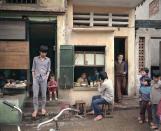 <p>72 Mã Mây (Rattan Street), 1988. (© William E. Crawford from the book “Hanoi Streets 1985-2015: In the Years of Forgetting”) </p>