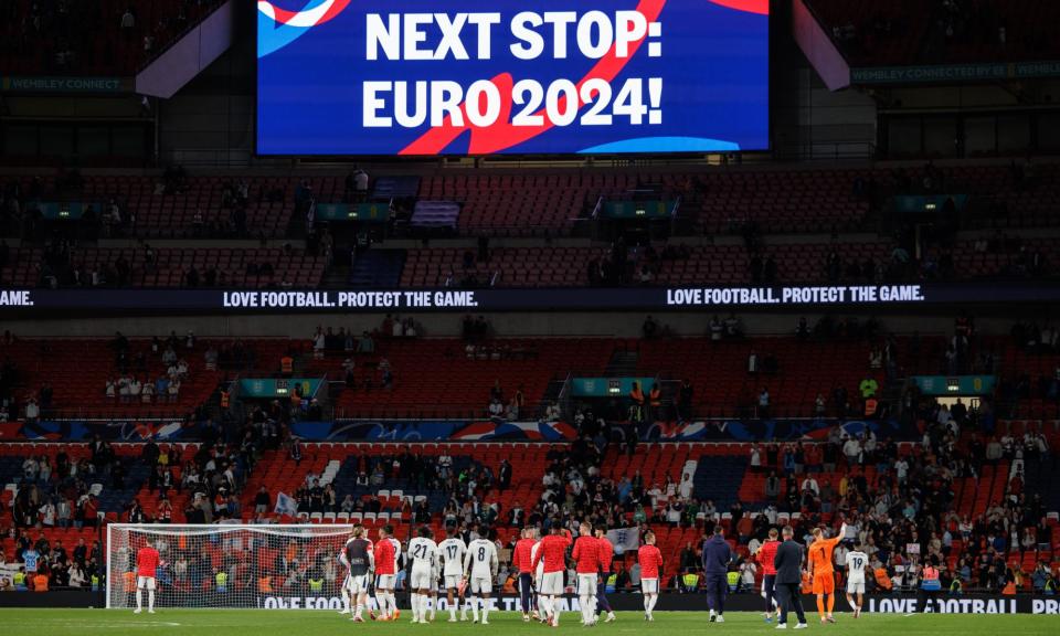 <span>England’s lap of appreciation was a lacklustre affair after they lost to Iceland at Wembley.</span><span>Photograph: Tolga Akmen/EPA</span>