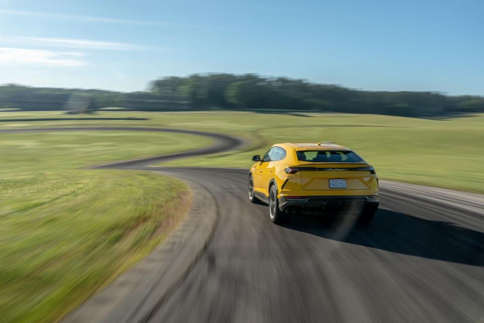 Photos of the 2019 Lamborghini Urus at Lightning Lap