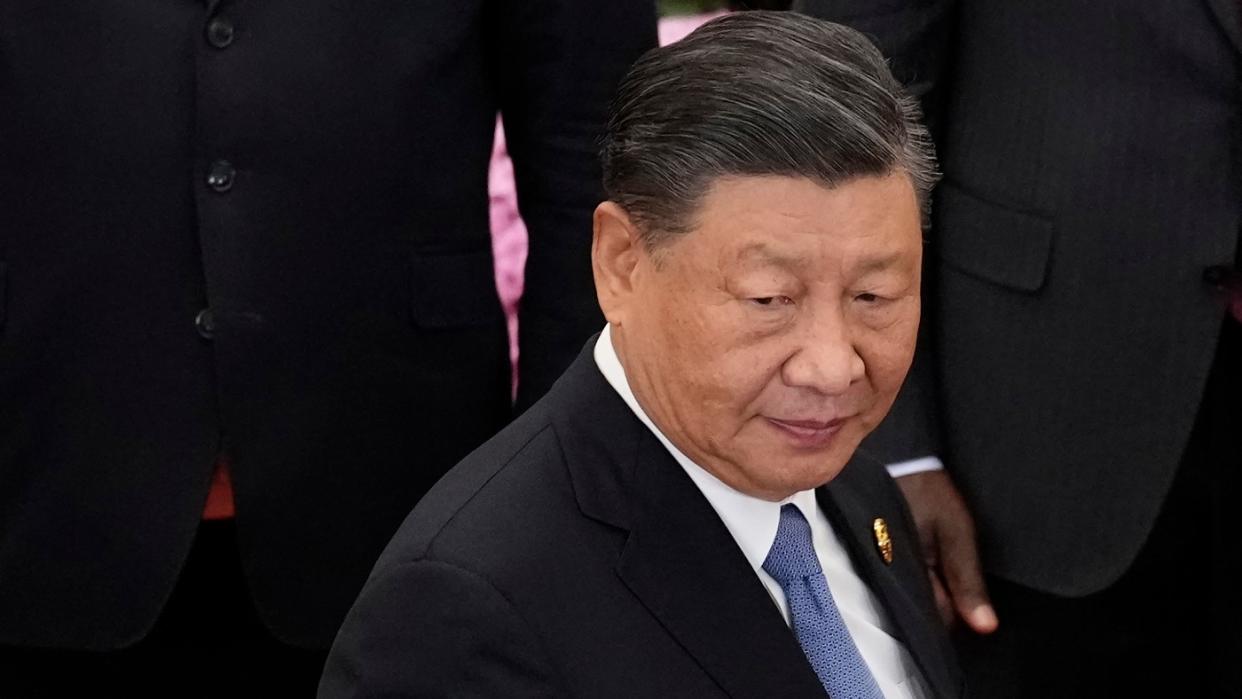  Xi Jinping . 