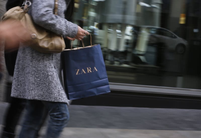 Das Modeunternehmen Zara schockiert mit einem neuen Jeansrock. (Bild: Reuters/Sergio Perez)