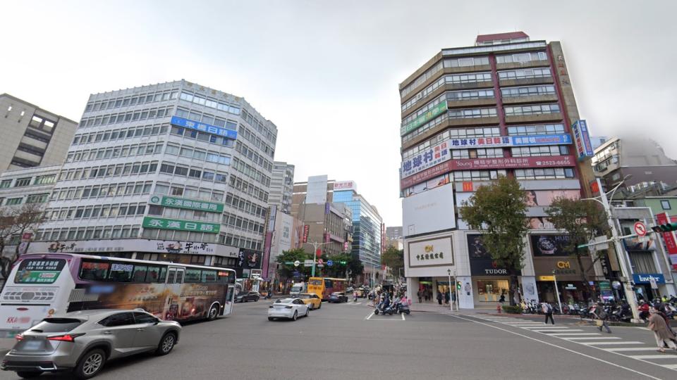 中山北路沿線、南西商圈為台北市核心鬧區，地段精華。（圖／翻攝Google Map）