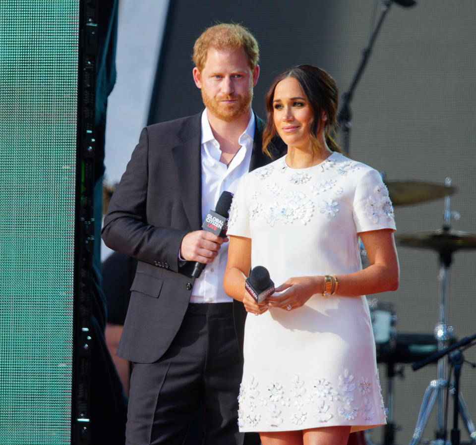  Prince Harry and Meghan Markle on stage together