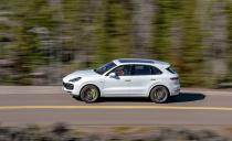 <p>2020 Porsche Cayenne Turbo S E-Hybrid</p>