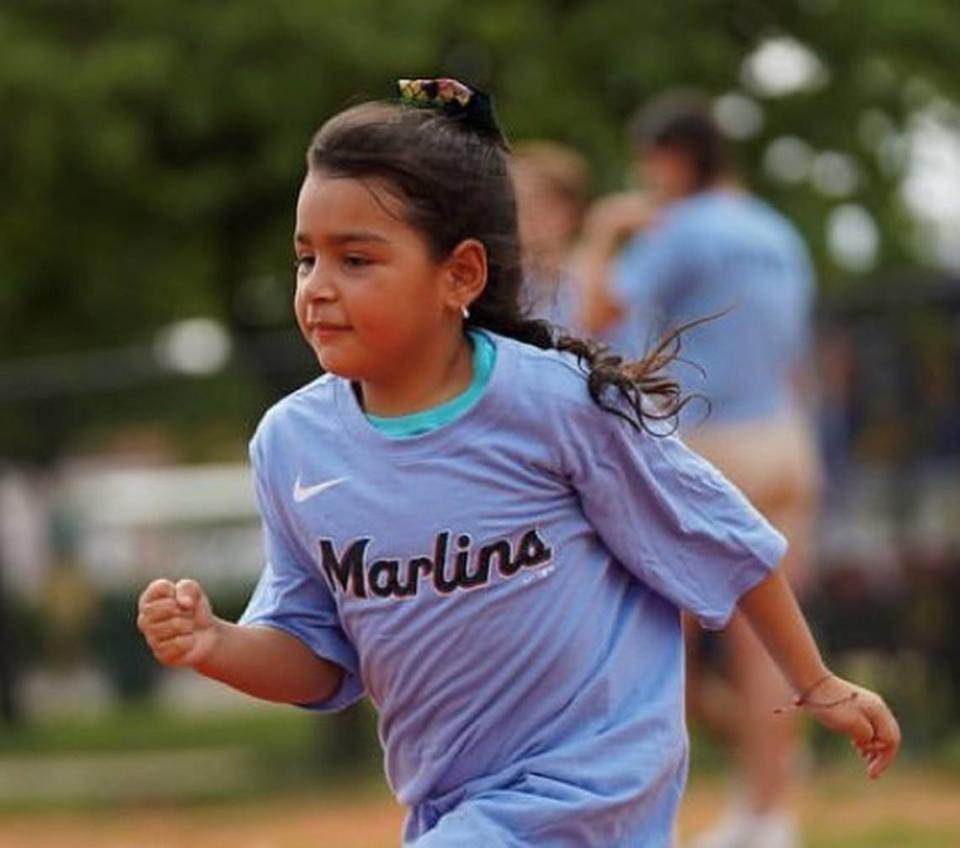 Hialeah abre registro de béisbol y softball para la temporada de primavera de la liga juvenil de los Marlins en la ciudad. El entrenamiento se llevará a cabo “Babcock Park”