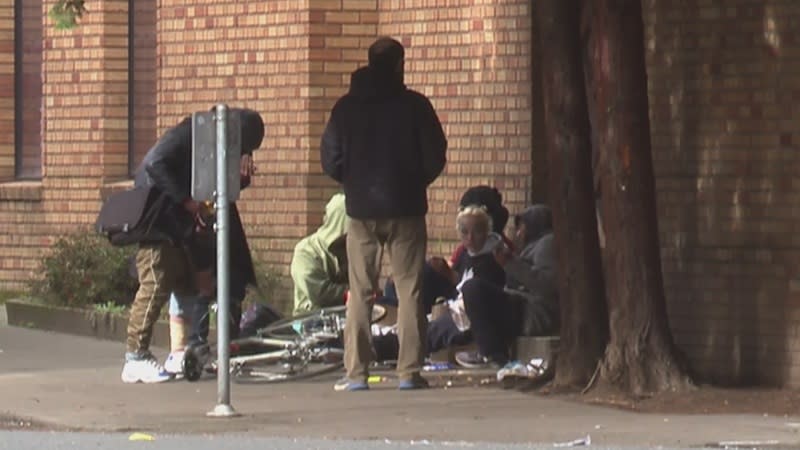 Open drug use is seen at SW 10th and Jefferson in Portland, February 12, 2024 (KOIN)