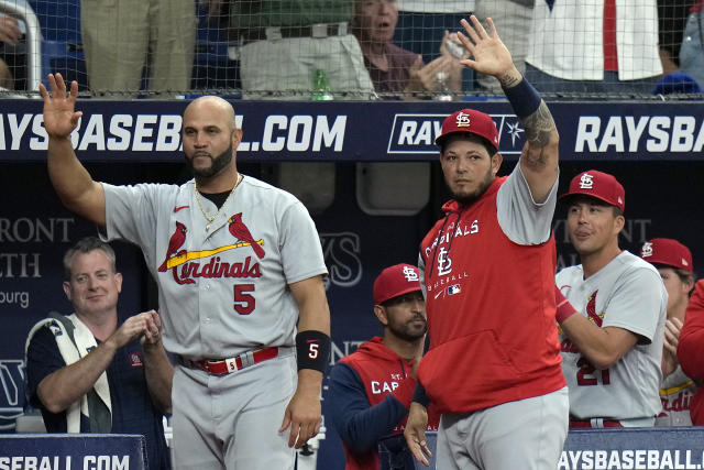 Jason Adam's behind-the-back catch stuns former Rays teammate Kevin  Kiermaier