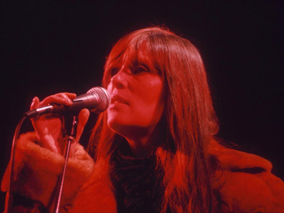 Nico in concert in 1983 (Nils Jorgensen/Shutterstock)