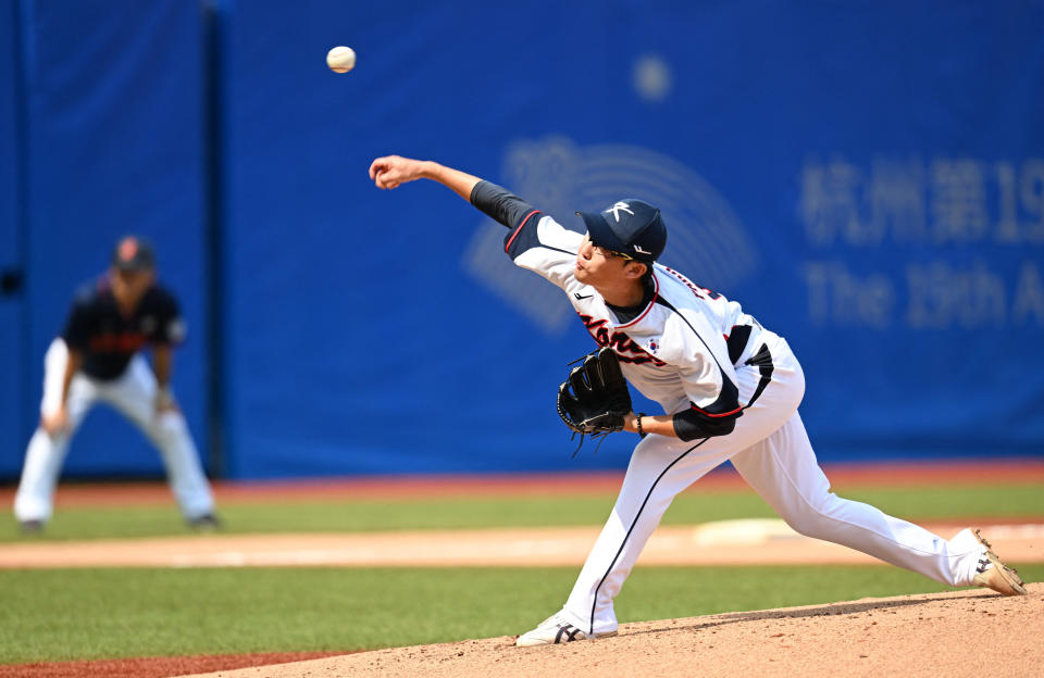 Asian Games - Hangzhou 2022 - Baseball - Men's Second Stage Super Round - Game 14 - Japan v South Korea -  Shaoxing Baseball & Softball Sports Centre, Hangzhou, China - October 5, 2023 South Korea's Park Se-woong in action REUTERS/Weixiang Lim