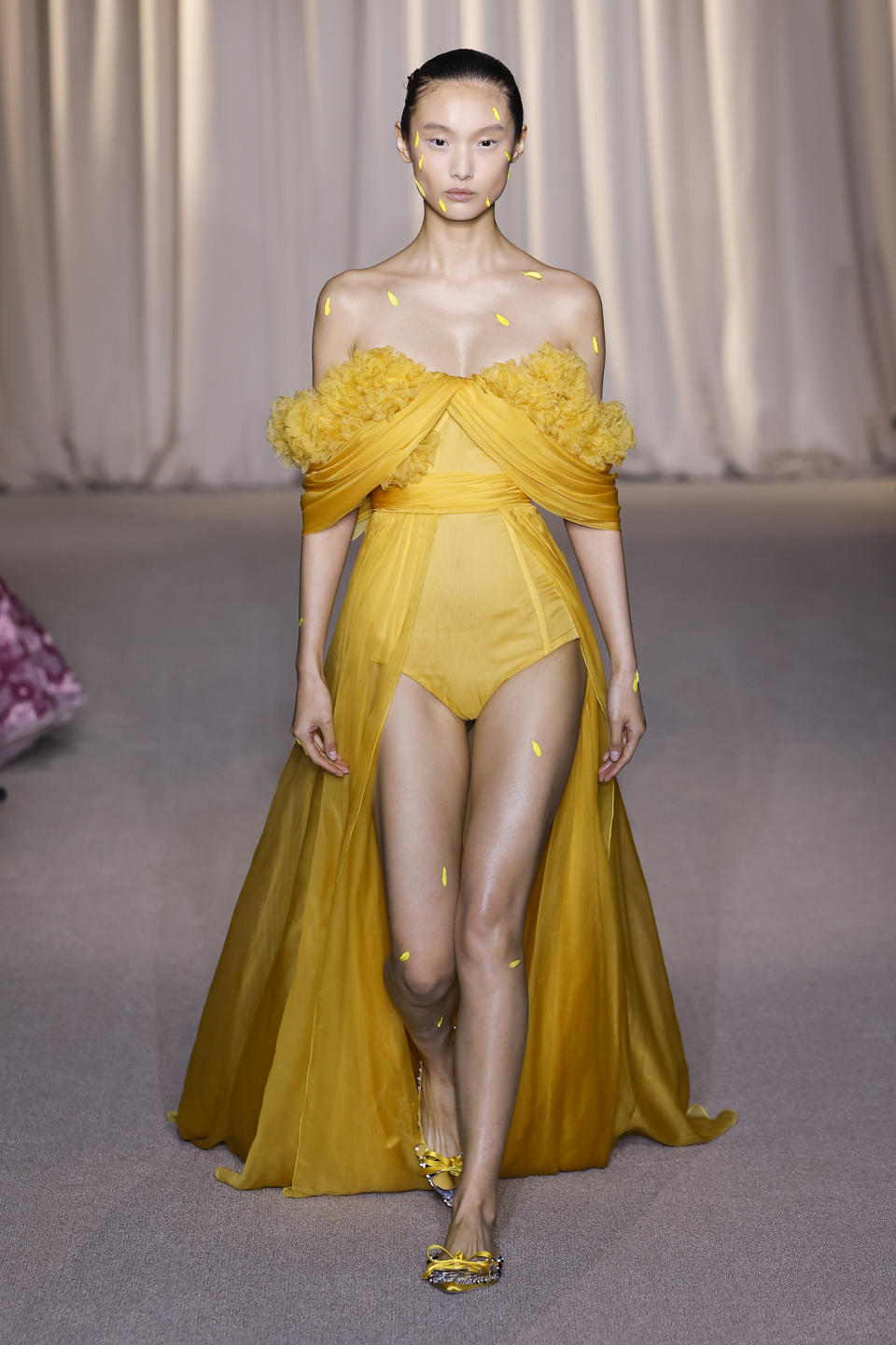 Giambattista Valli fall 2024 couture collection at Couture Fashion Week