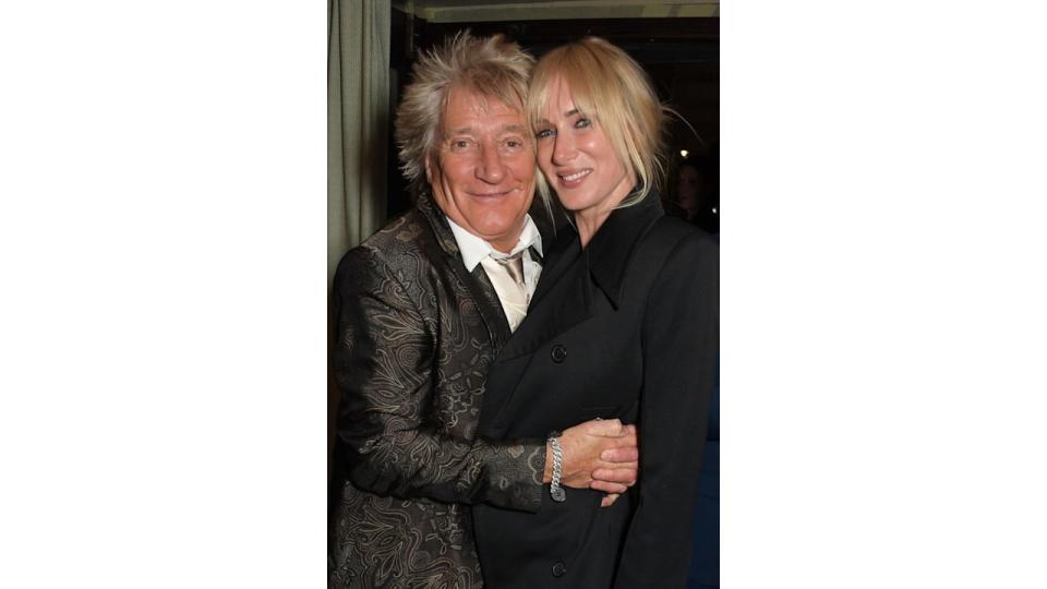 Rod Stewart embracing daughter Kimberly