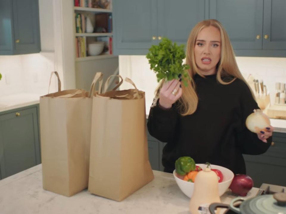 Adele discusses the American word for coriander (Vogue/Youtube)