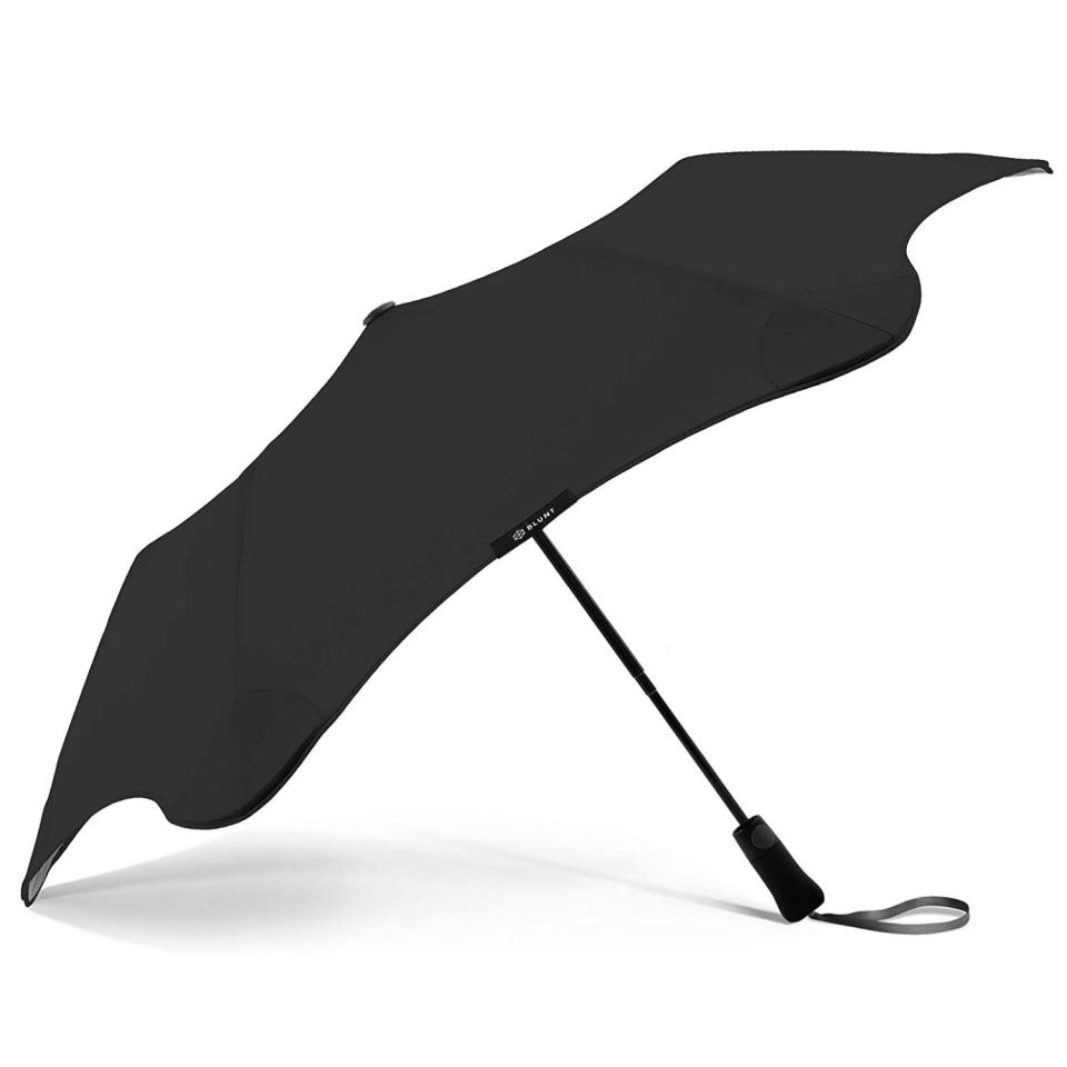 Blunt Metro Wind-Resistant Umbrella