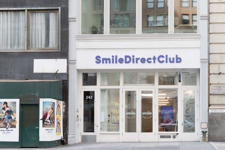 A Smile Direct Club location