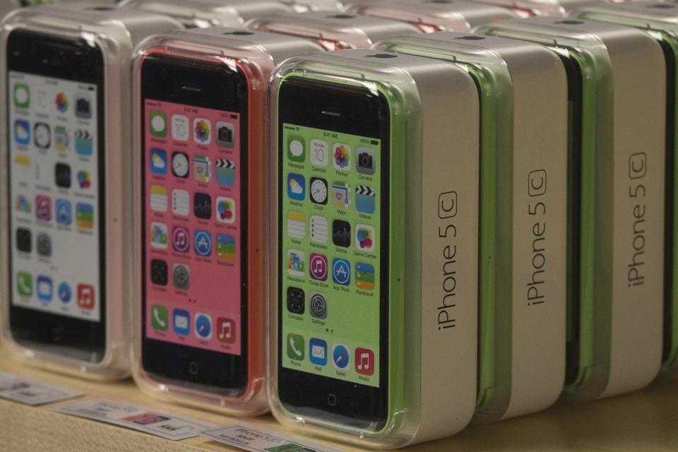 New iPhones go on sale