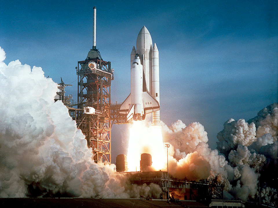 space shuttle columbia launch liftoff