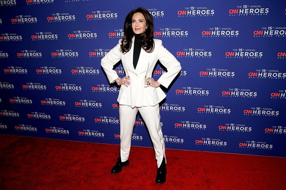  Lynda Carter attends The 15th Annual CNN Heroes