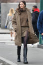 <p>Karlie Kloss shows off her new brown hair as she takes a walk in N.Y.C. on Jan. 19.</p>