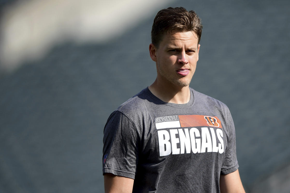 Joe Burrow injury: Bengals quarterback has possible throat contusion