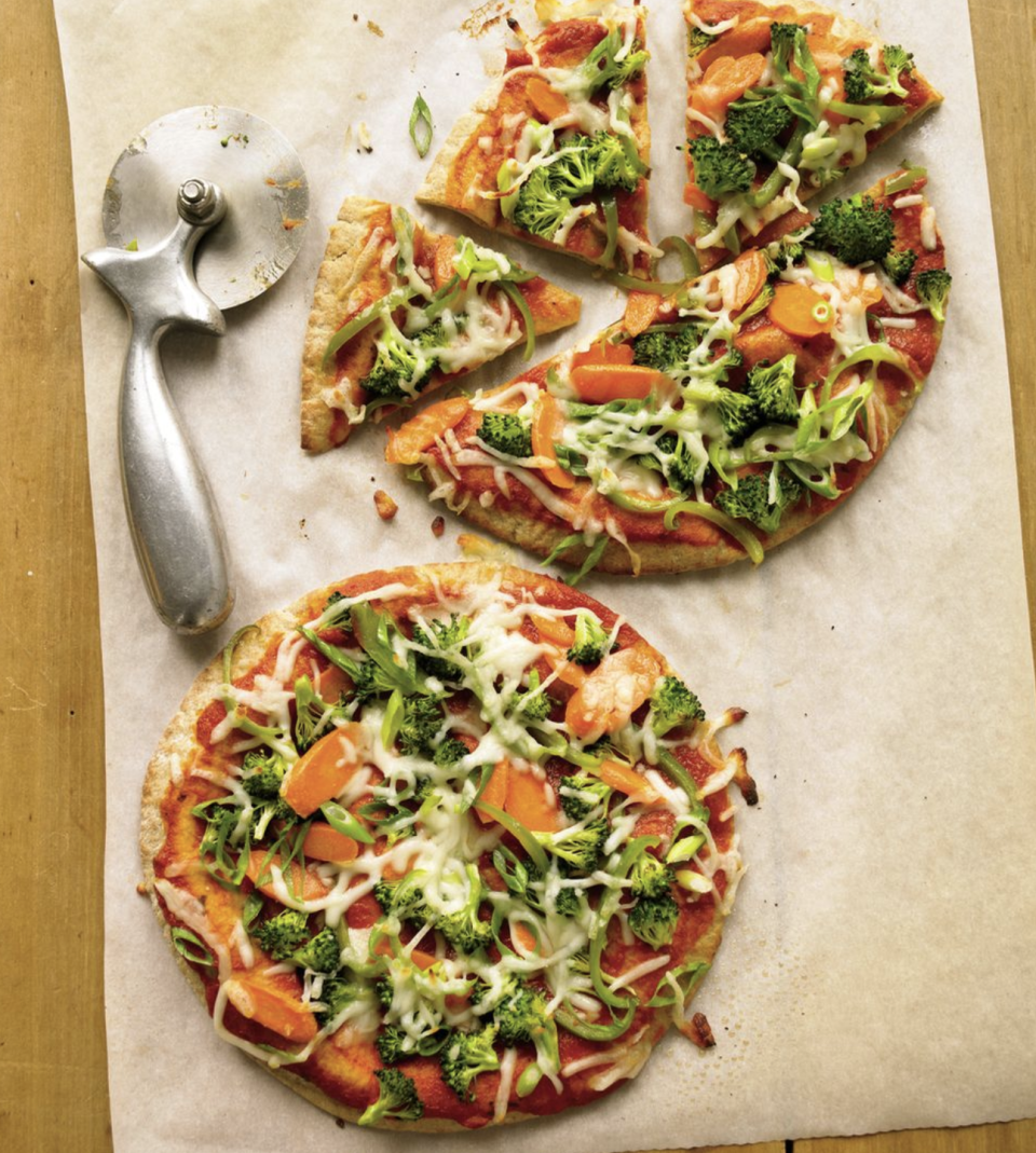 17) Veggie Pita Pizzas