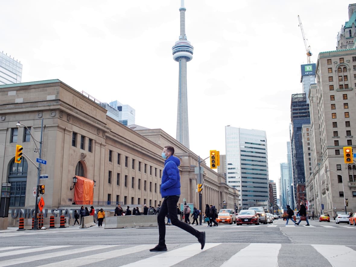 Recent research suggests foot traffic in Toronto's downtown core is almost 50 per cent below pre-pandemic levels. (Evan Mitsui/CBC - image credit)