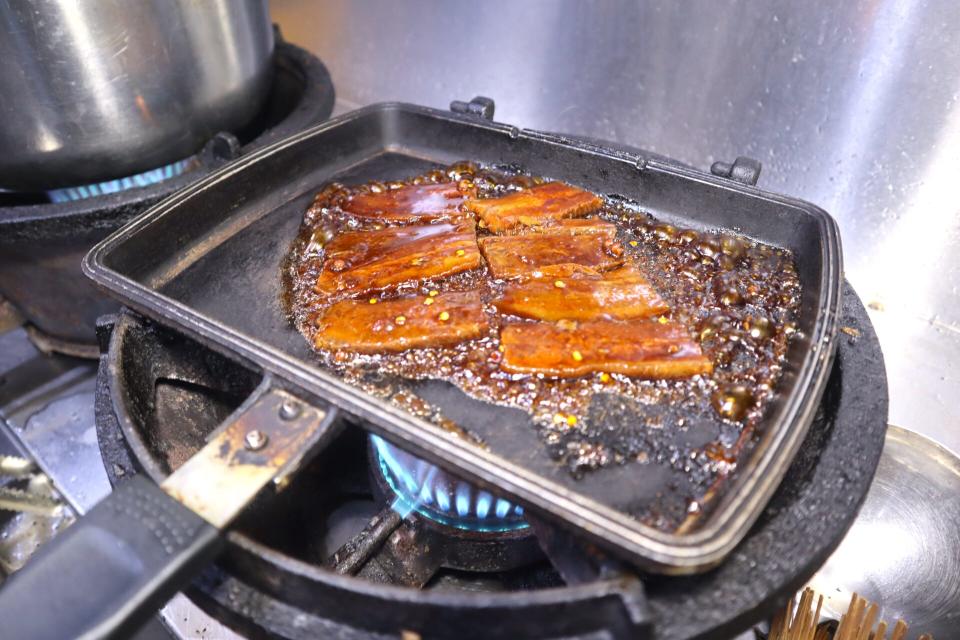 liu kou shui - mala char siew processing