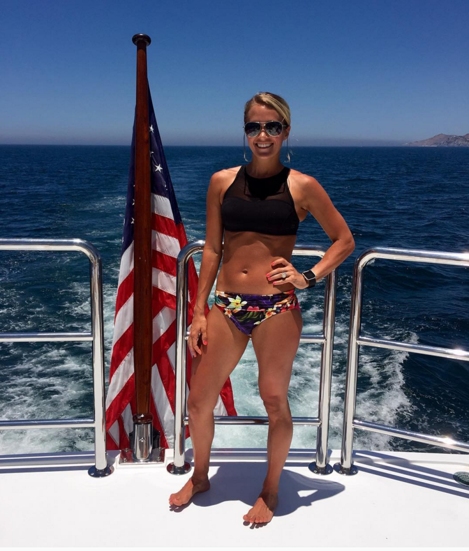 <p>Carrie Underwood living her best summer life. </p>