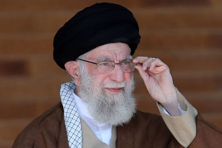 El líder supremo de Irán, el ayatollah Ali Khamenei, en Teherán. (KHAMENEI.IR / AFP) 