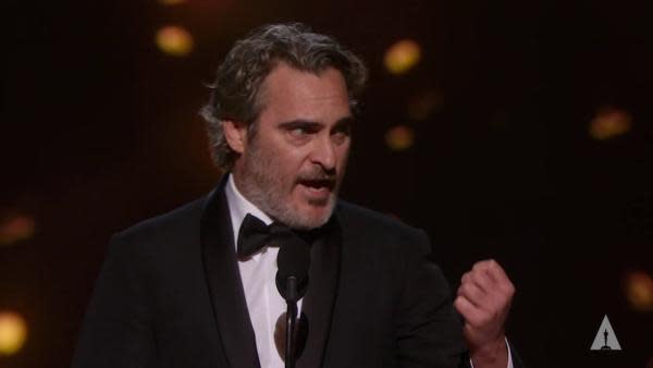 Joaquin Phoenix dando su discurso en los Oscar 2020 (Imagen: YouTube)