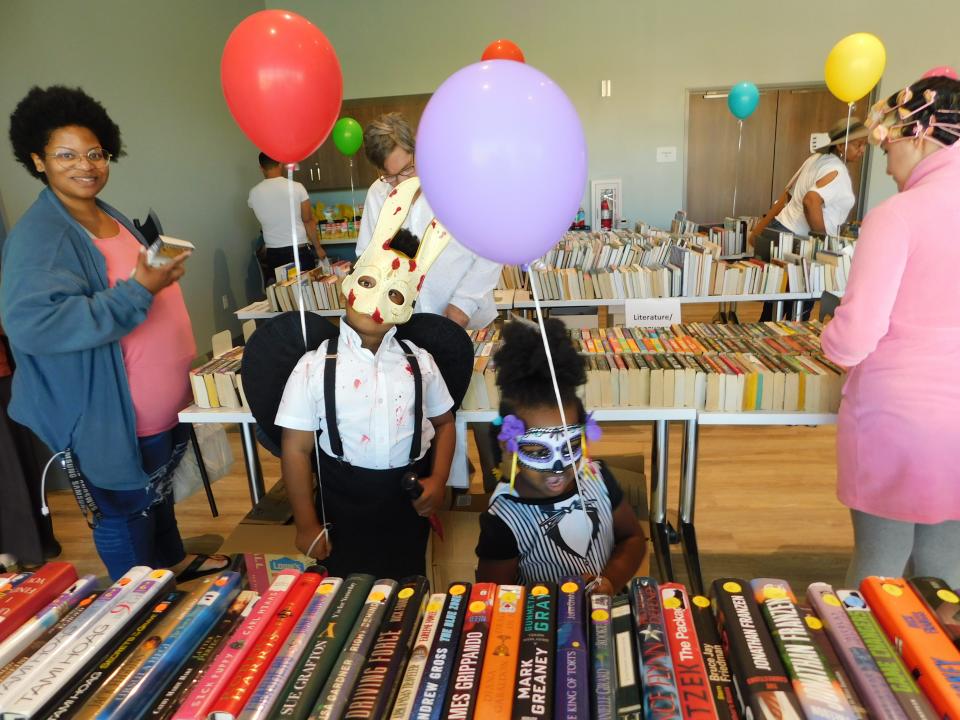 Friends of the Desert Hot Springs Library will hold a fall book sale Nov. 3 and 5, 2022.