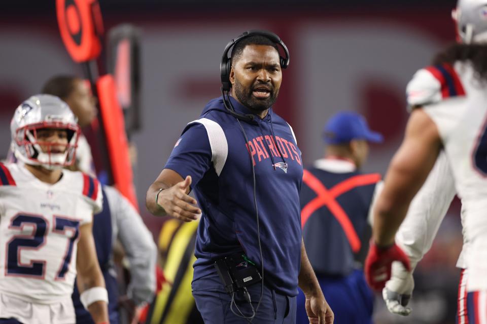 GLENDALE, ARIZONA - DECEMBER 12: Coach Jerod Mayo of the New England Patriots during the NFL game at State Farm Stadium on December 12, 2022 in Glendale, Arizona. The Patriots defeated the Cardinals 27-13.  (Photo by Christian Petersen/Getty Images)