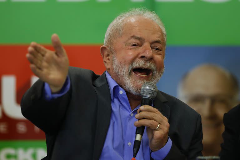 Luiz Inacio Lula da Silva apuesta por un triunfo en primera vuelta el 2 de octubre. (AP Photo/Marcelo Chello)