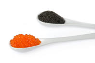 <p>Noch teurer ist Kaviar, insbesondere die Fischeier vom Belugastör. Mit 27,50 Euro je Gramm landet diese Delikatesse auf Platz 17. (Bild-Copyright: Rainer Junker/ddp Images) </p>