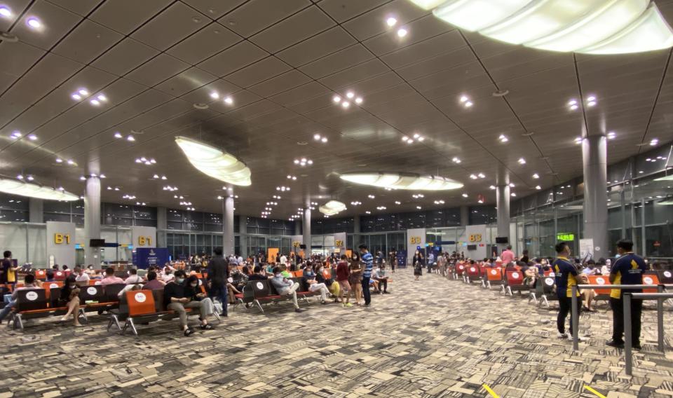 The scene at B1-B4 lounges. (PHOTO: Reta Lee/Yahoo Lifestyle SEA)